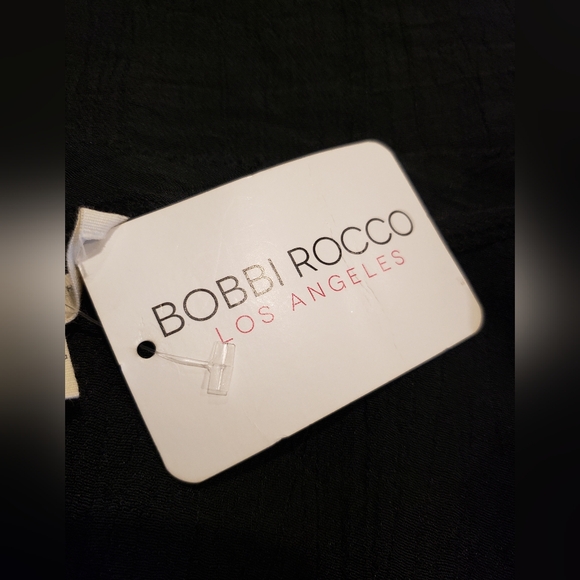 Bobbi Rocco Los Angeles Smocked Sleeves Top - Picture 8 of 8